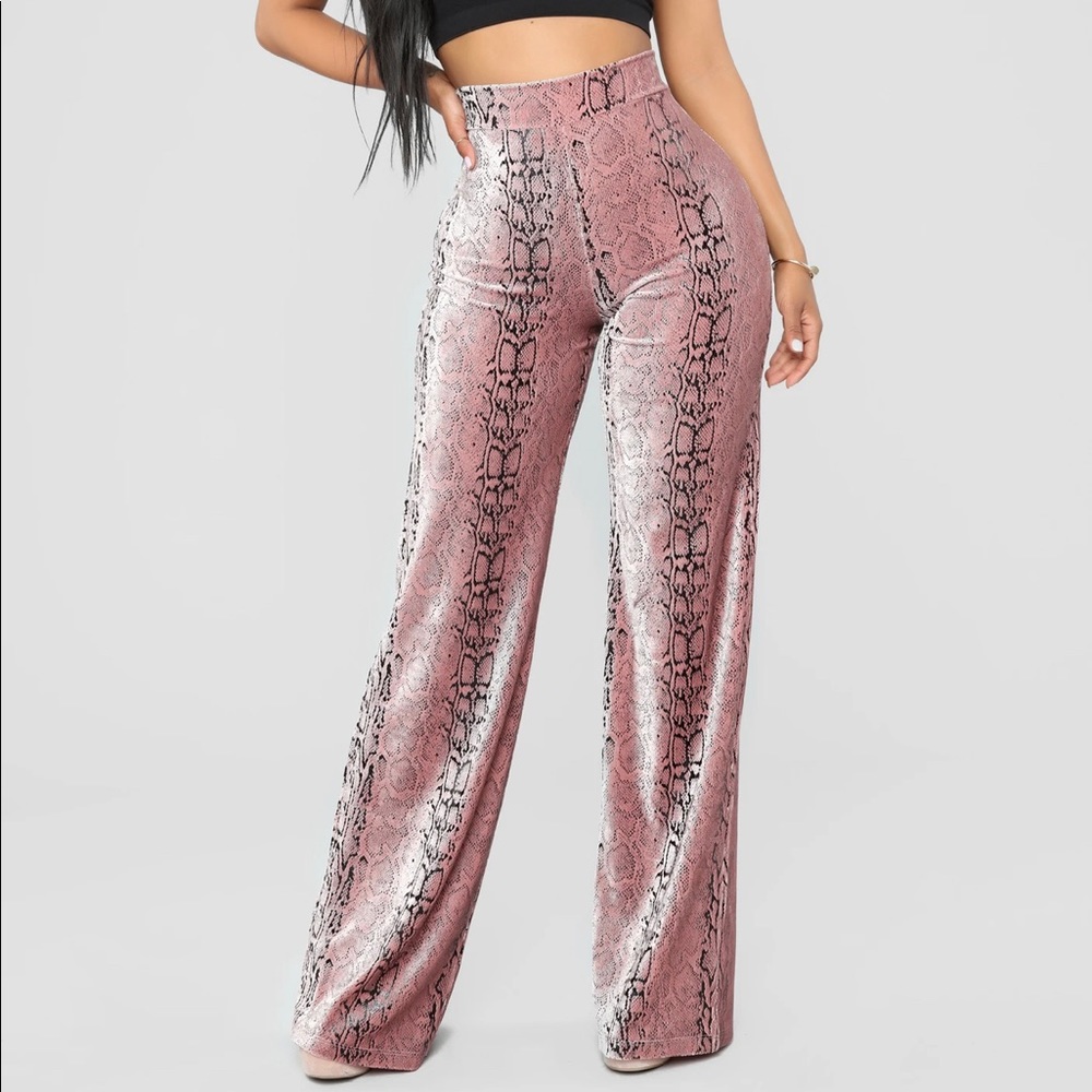 High waisted pants